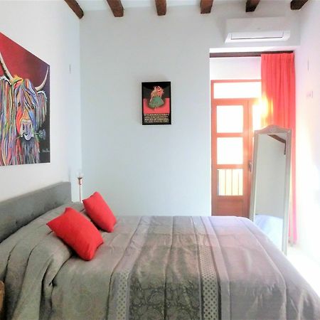 Total Valencia Lonja Apartman Kültér fotó
